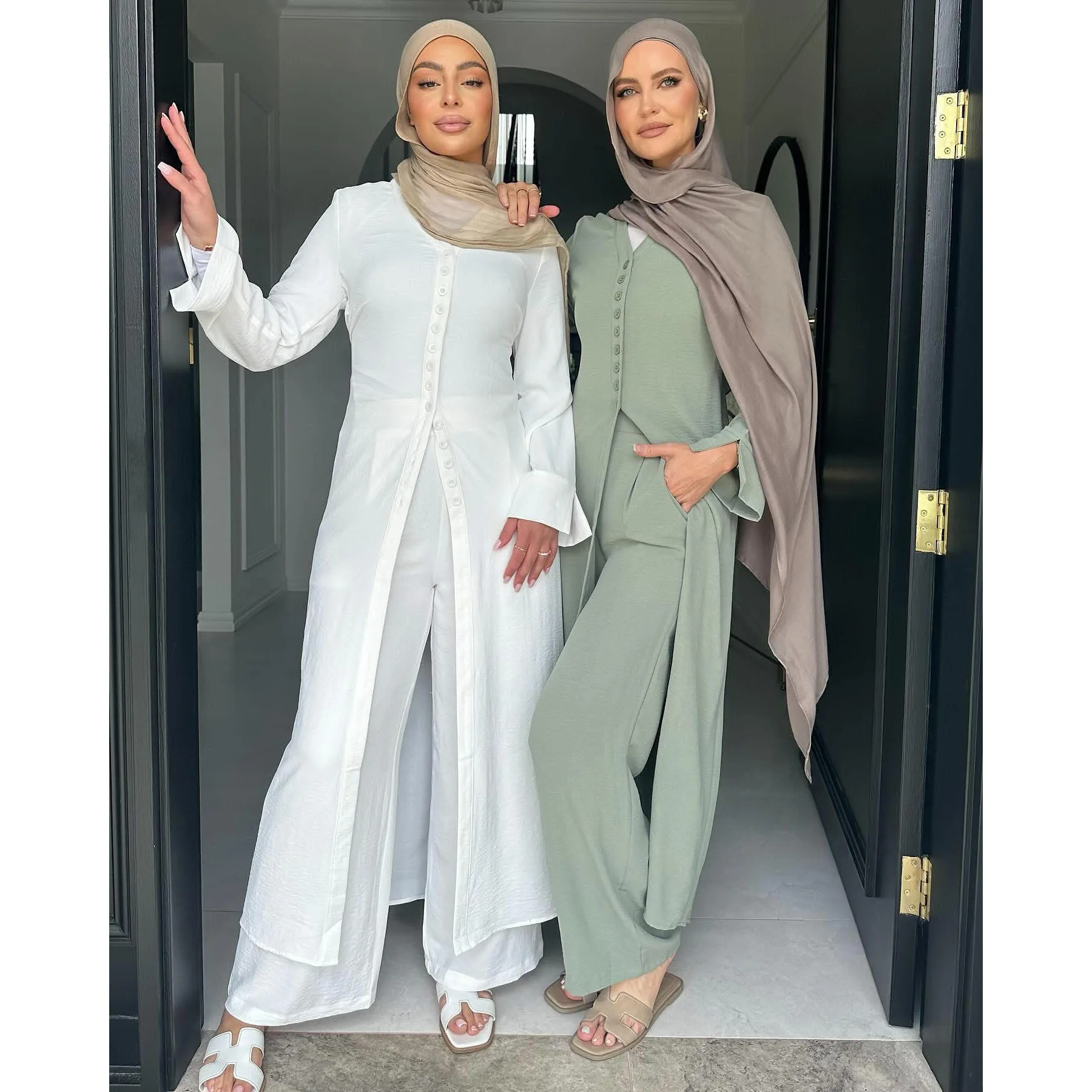 Новый женский вечерний костюм- – обзор и цена Winter Clothing Dubai